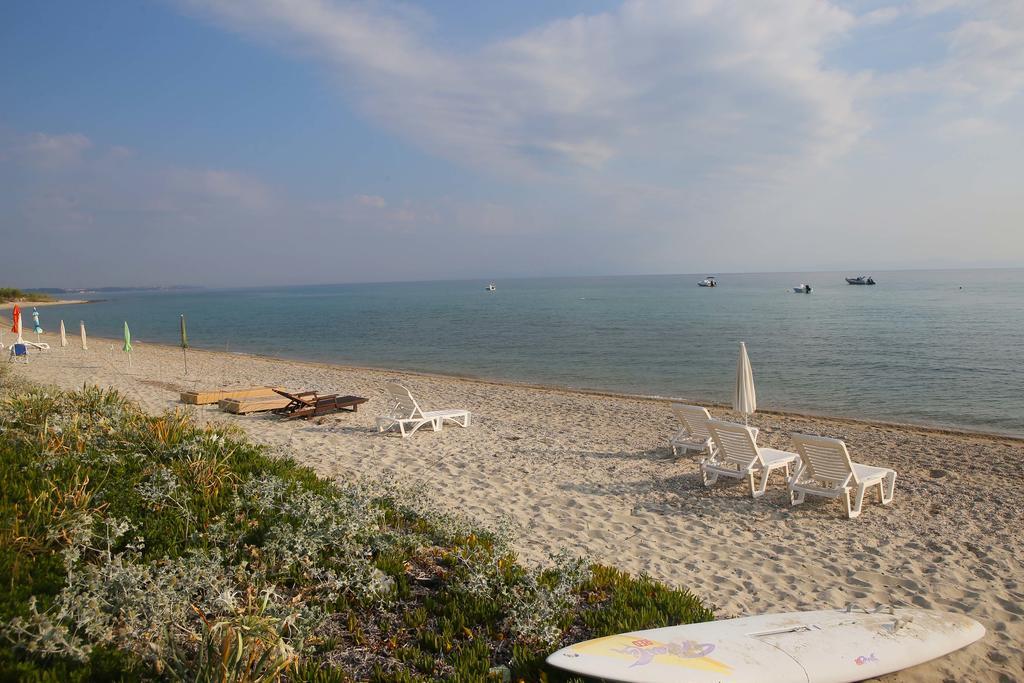 Beach Front Chanioti Polychrono Dış mekan fotoğraf