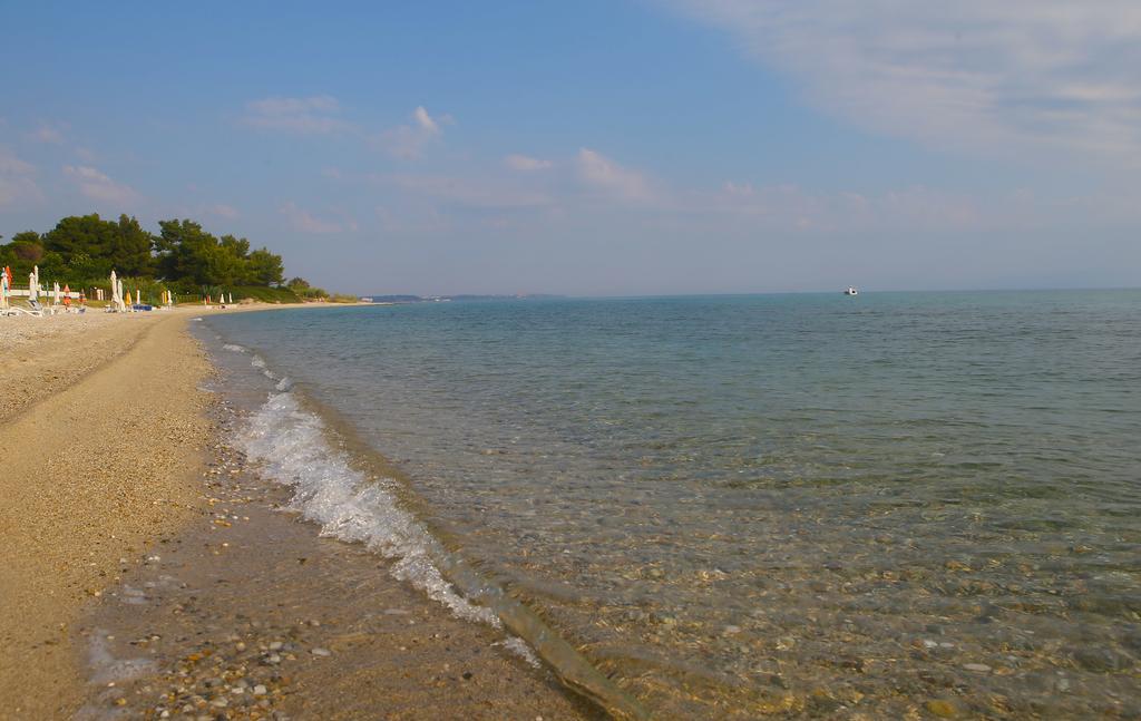 Beach Front Chanioti Polychrono Dış mekan fotoğraf