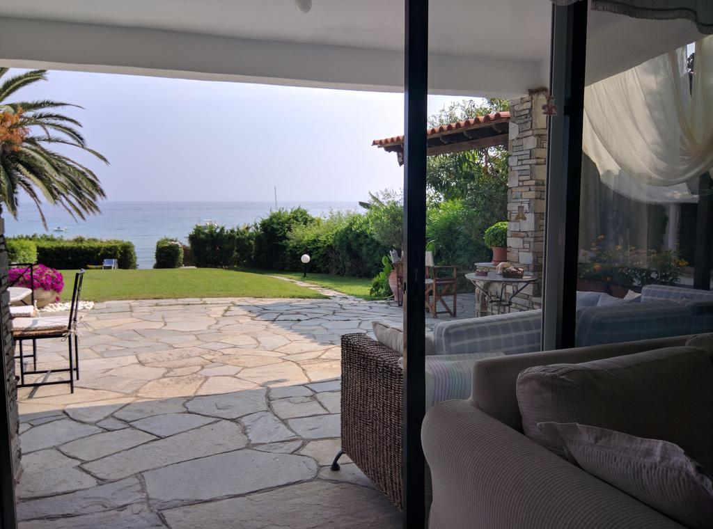 Beach Front Chanioti Polychrono Dış mekan fotoğraf