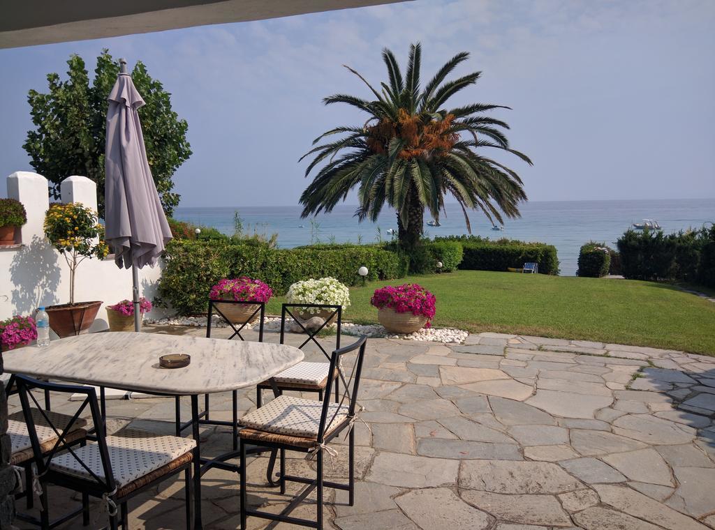 Beach Front Chanioti Polychrono Dış mekan fotoğraf